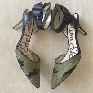 Sam Edelman Size 9.5 Okala Camo Calf-Hair Leather Ankle-Wrap Pump